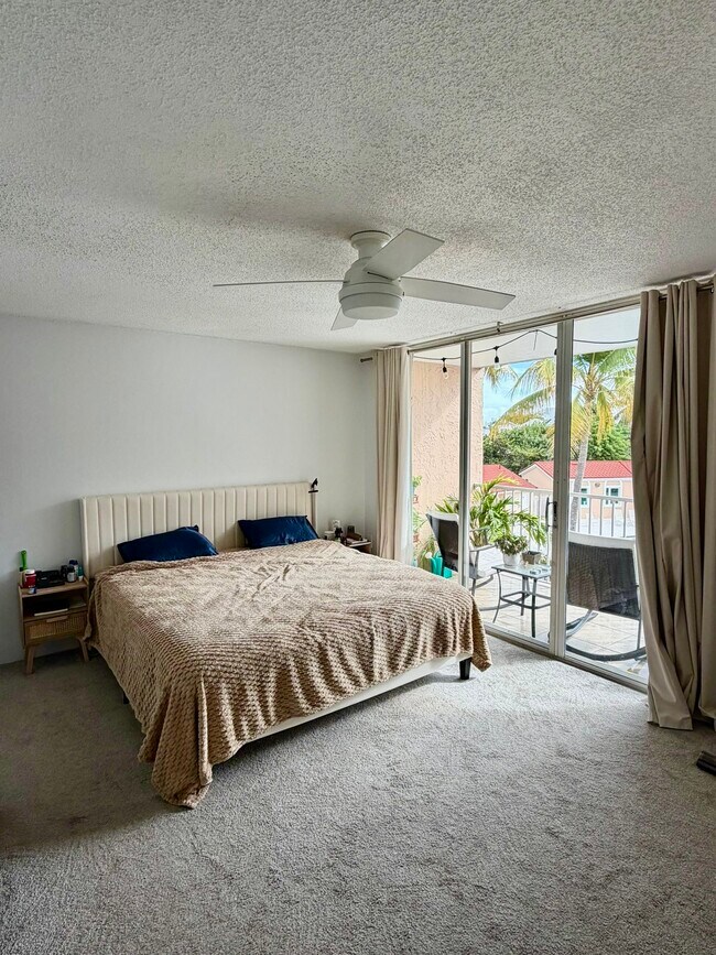 Photo - 3930 S Roosevelt Blvd Unit N204