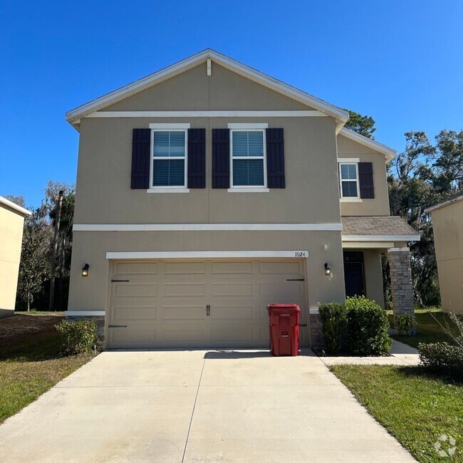 Building Photo - 4 bedroom 2.5 bath home in Plant City