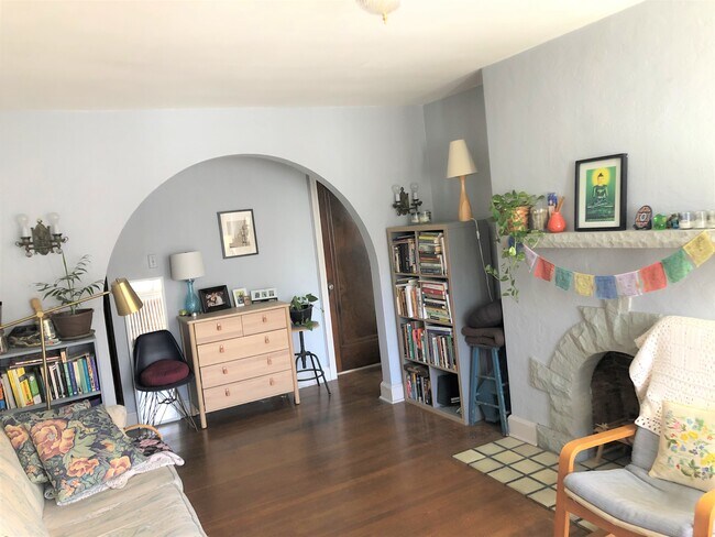 Photo - 6532 Wilkins Ave Unidad 2