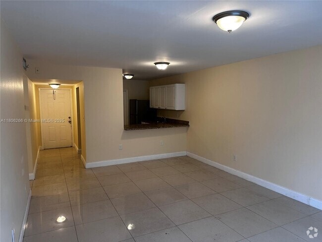 Building Photo - 15201 NE 6th Ave Unit C208 Rental