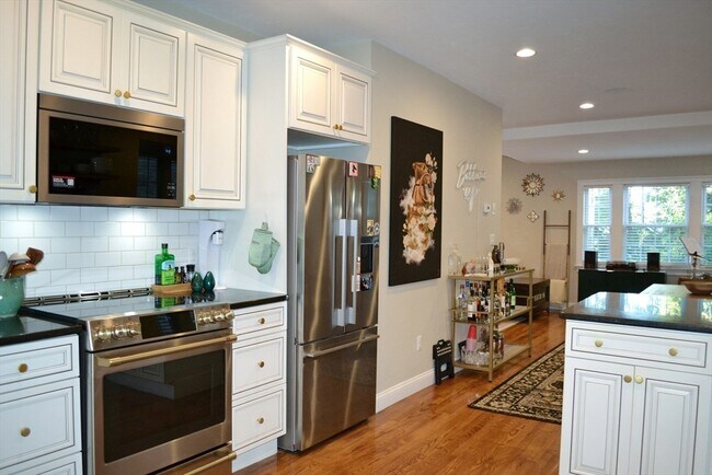 Photo - 42 Robinwood Ave Unidad 1