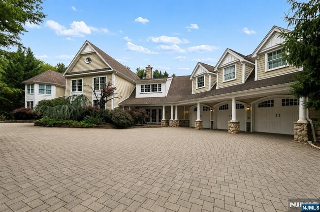 Building Photo - 122 Helen Ct