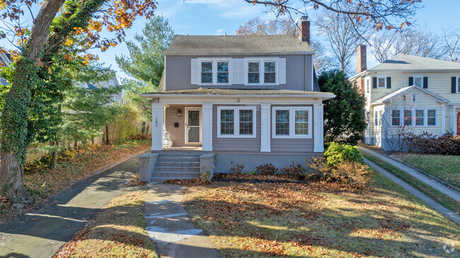 Building Photo - 180 Yale Ave Rental