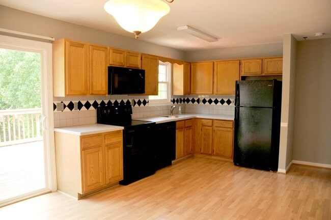 Photo - Charming End-Unit Townhouse in Mt. Airy Manor Community