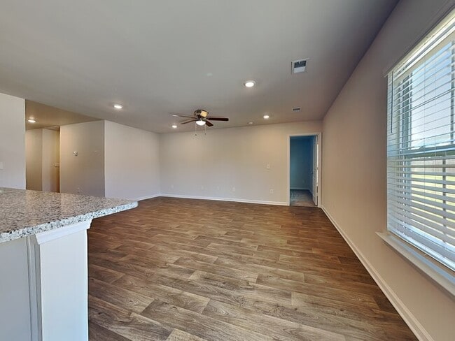 Photo - 1655 Commendable Ct