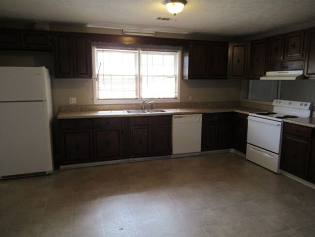 Photo - 3bd, 2ba. with carport