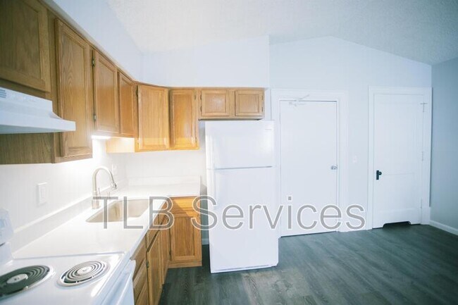 Photo - 159 Bellman St