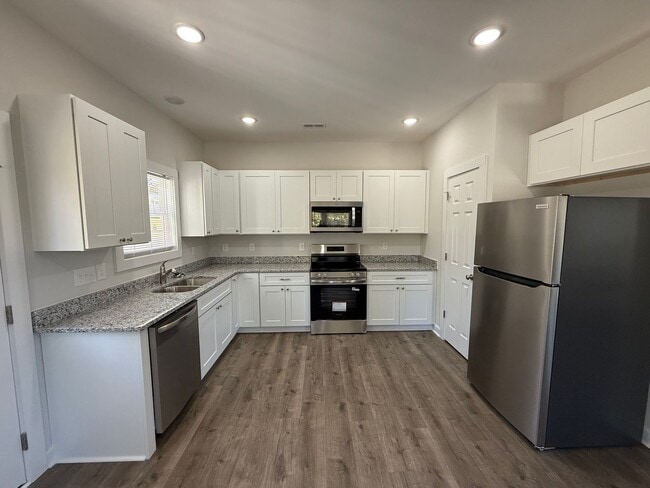 Photo - Three bedroom, 2 bath house in Graham-newl...