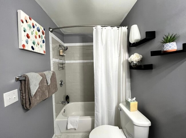 Photo - 99 Bridge St