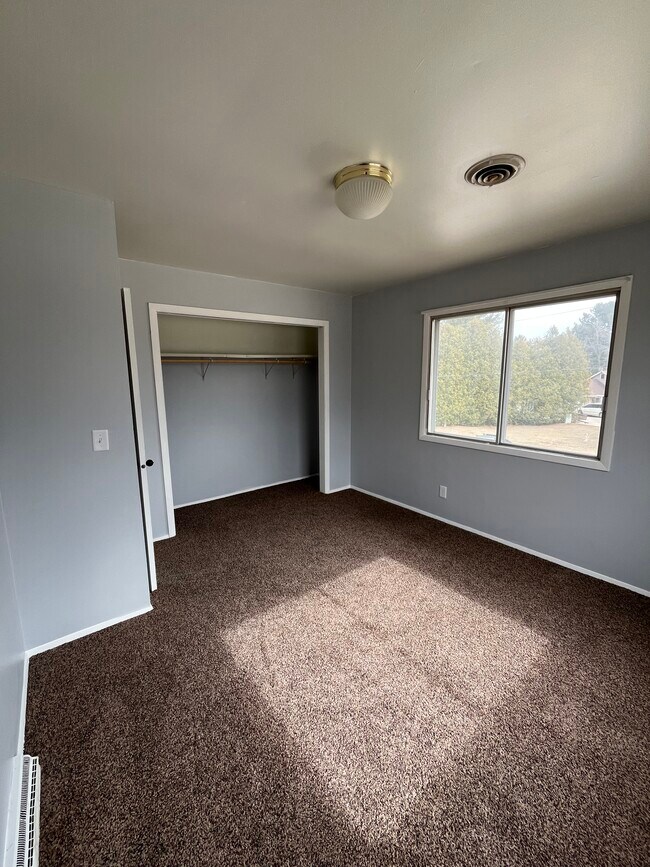 Photo - 3703 Parkway Blvd