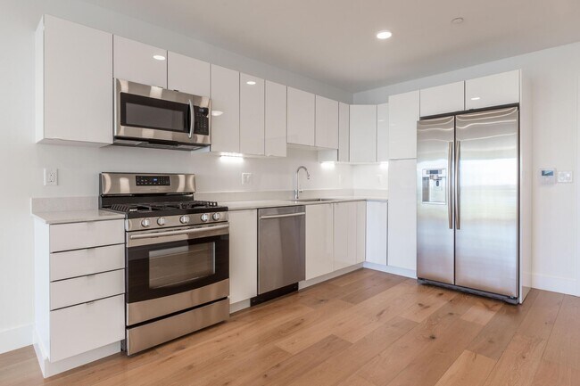 Cocina - 250 Meridian St Unidad 403