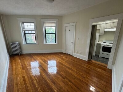 Photo - 84 Saint Stephen St