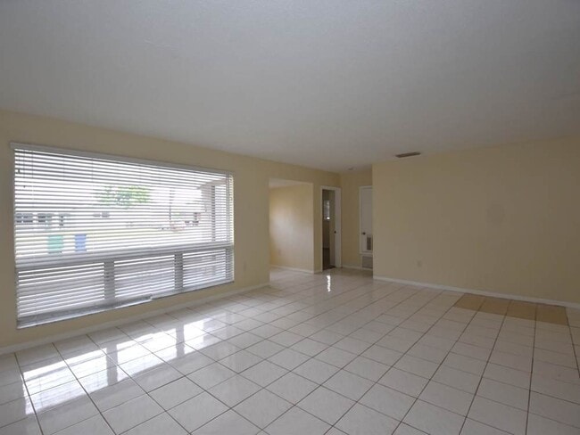 Photo - 7630 Coral Blvd