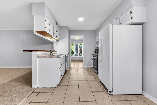 Building Photo - 1130 Wheaton St