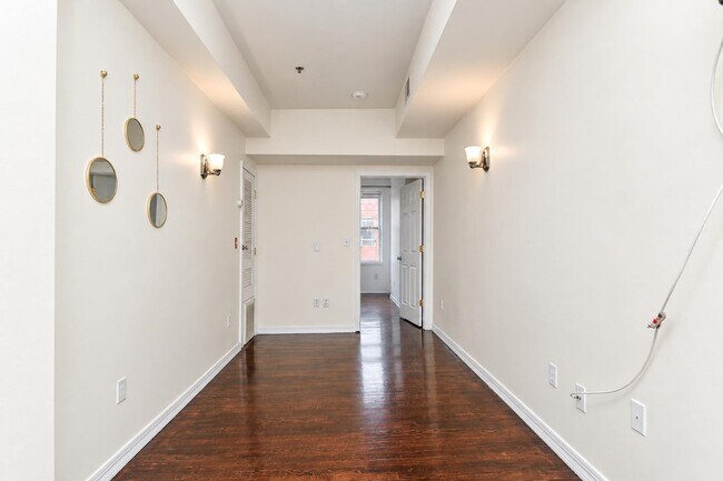 Photo - 231 Grand St Unit 4L