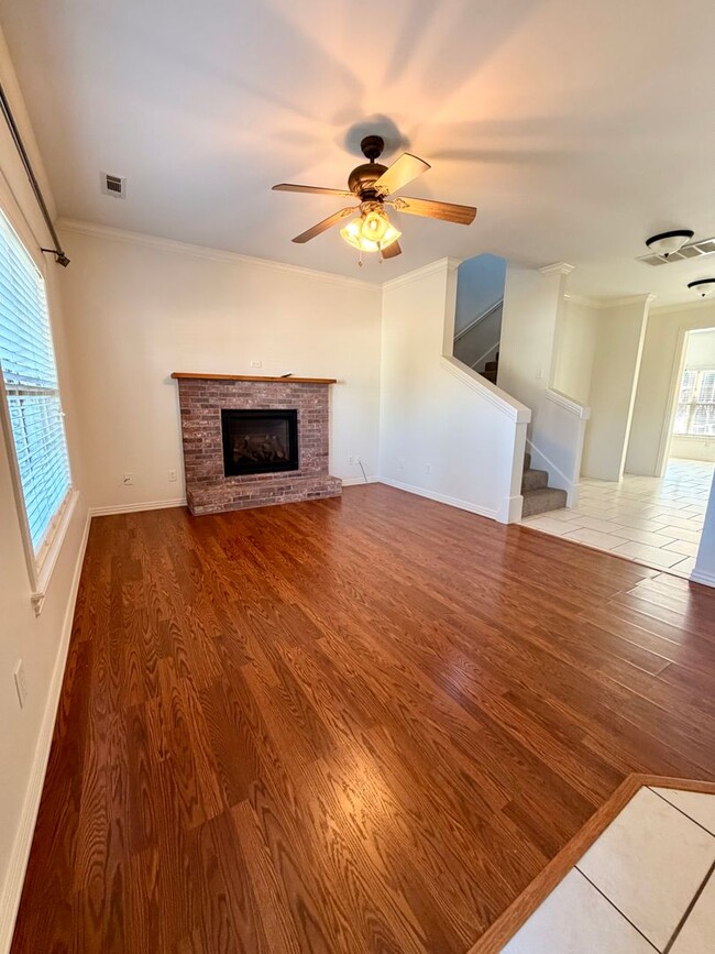 Photo - 1500 NE Dysart Woods Ln