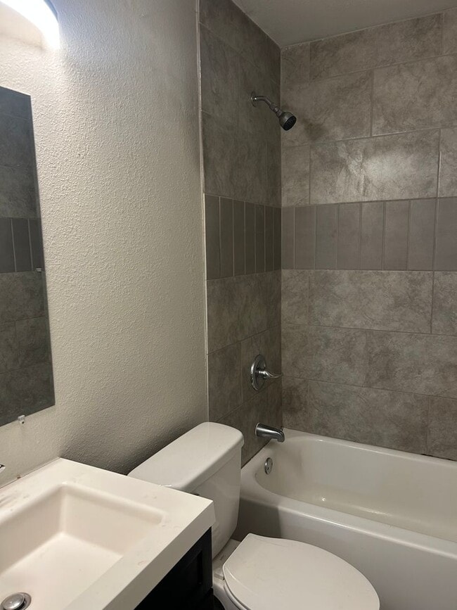 Photo - 5700 Dennis Ave