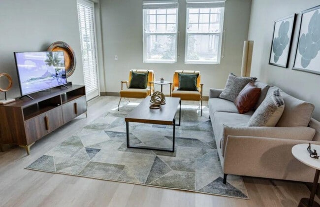 Building Photo - 920 Bayswater Ave Unit ID1355269P