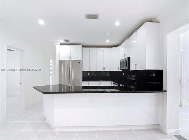 Photo - 7410 SW 39th St