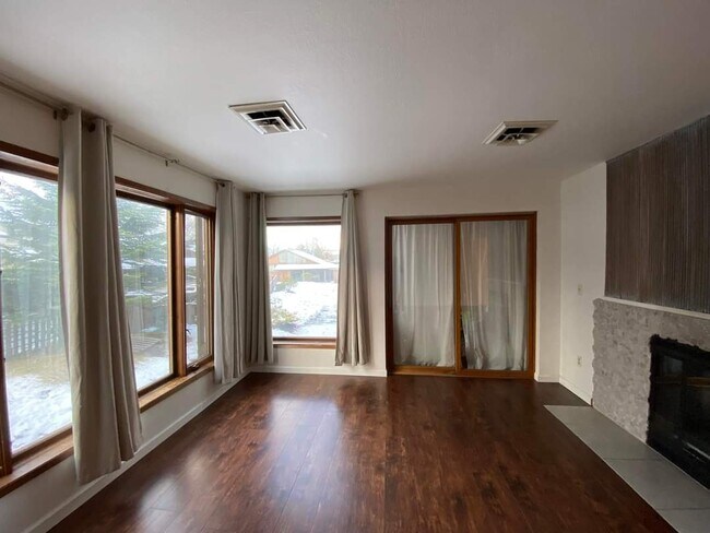 Photo - 800 F St Unit M3