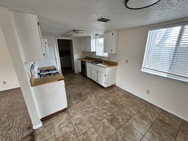 Photo - 2503 Royal Vista Dr