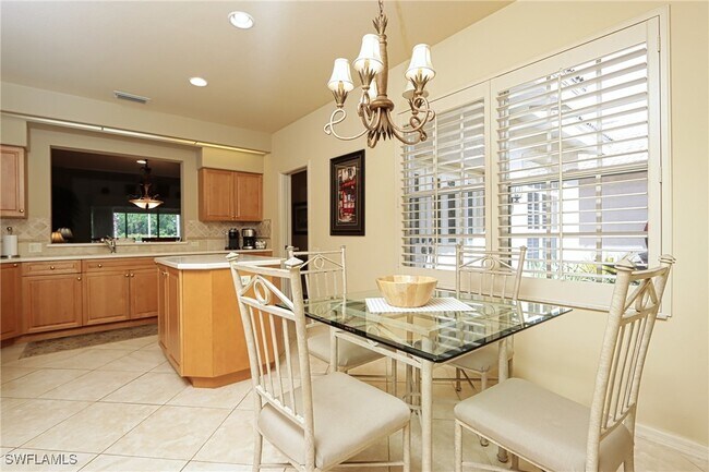Photo - 5815 Persimmon Way