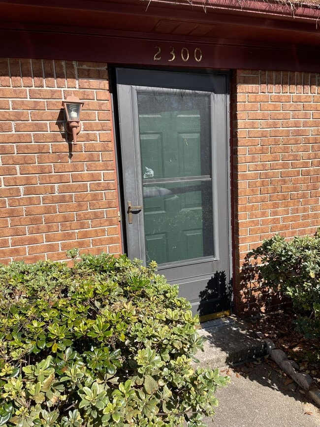 Photo - Cute 2 bedroom 1.5 bath townhome