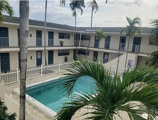Photo - 190 SE 12th Ave Unit Relax Away Apts
