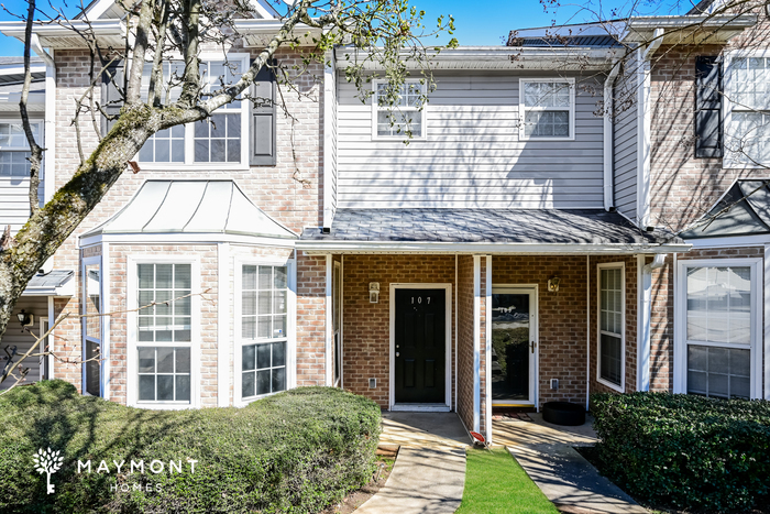 Inviting Townhome in Conyers, GA - Inviting Townhome in Conyers, GA