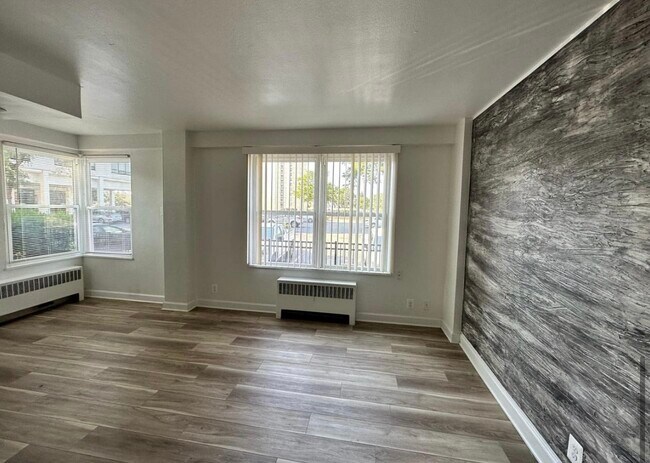 Photo - Mainstreet Apartments