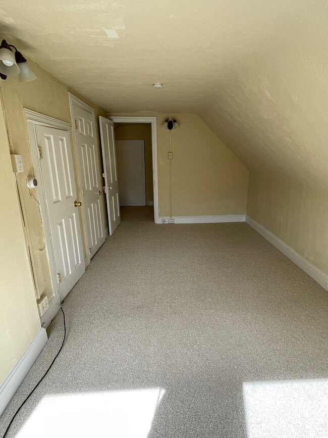 Bedroom - empty - 157 Cricket Ave Unit #5