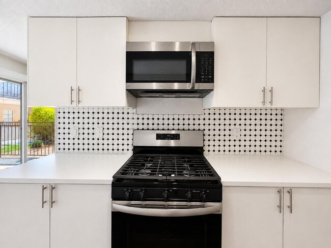 Photo - 400 N Sunrise Way Unit 150