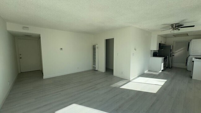 Photo - 1625 Raymond Hill Rd