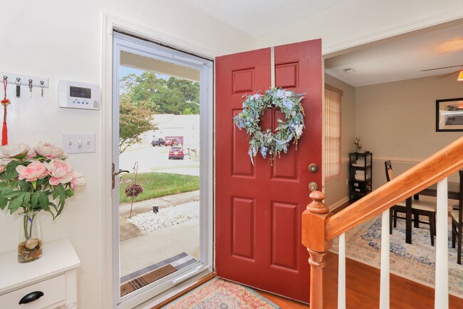 Photo - 304 Charity Ln