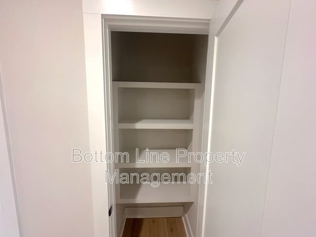 Photo - 1312 Carolyn Dr