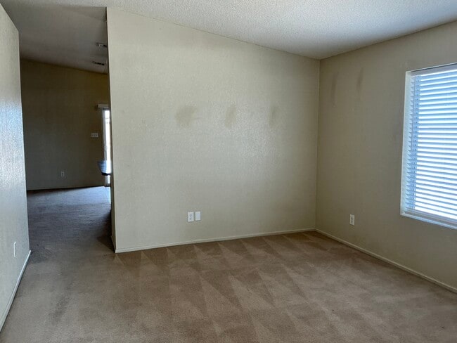 Photo - 4402 S Jasmine Ave