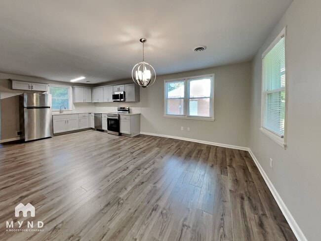 Photo - 741 Bunche Dr