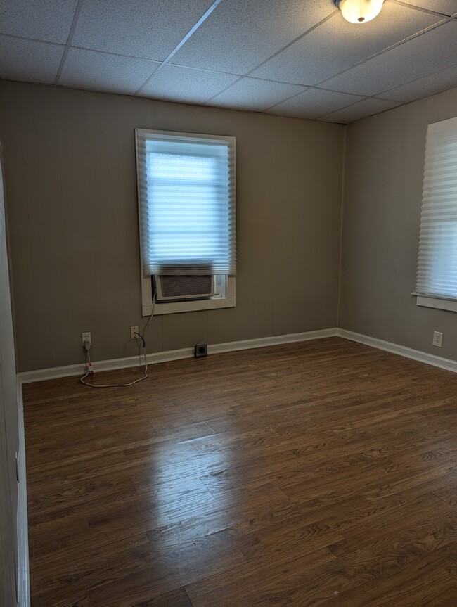 Photo - 316 E 18th St