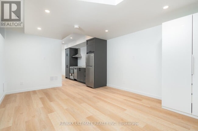 Photo - 46 Rutland St