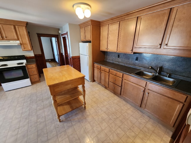Photo - 152 Maple St Unit 2N