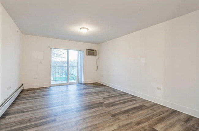 Photo - 838 Mcintosh Ct Unit 306