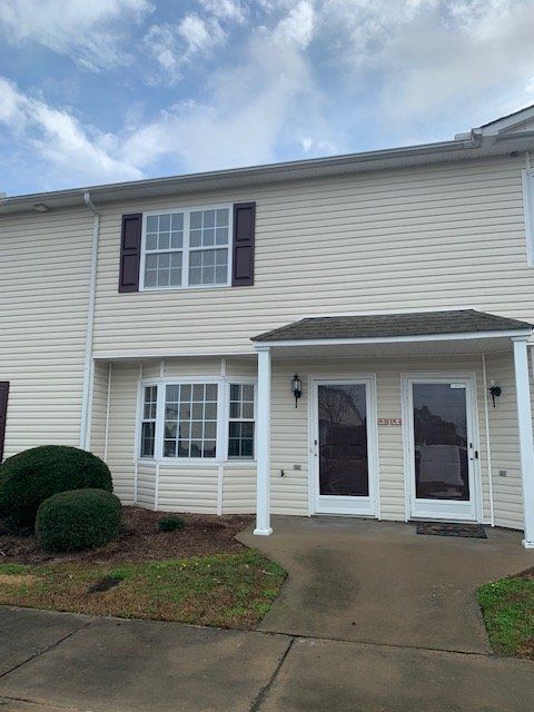 Building Photo - 2152 Flagstone Ct