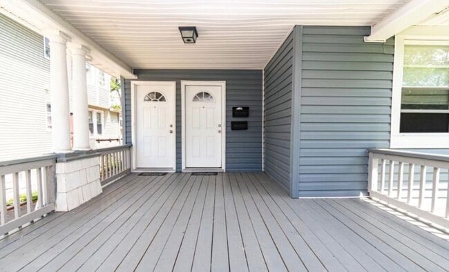 Photo - 108 N Oraton Pky