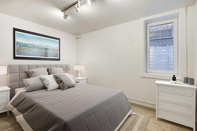 Photo - 1230 Pearl