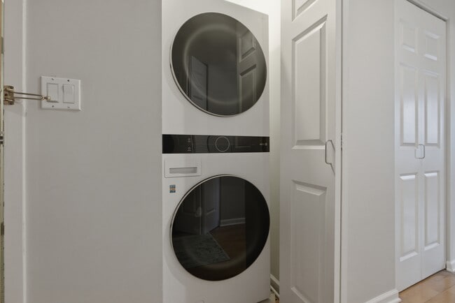 Photo - 345 N La Salle Dr Unidad 3202