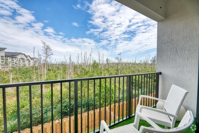 Building Photo - 7831 NW 104th Ave Unit # 23 Rental