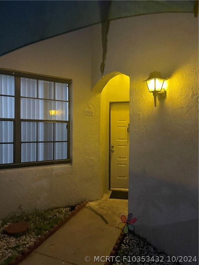 Photo - 11906 NW 11th St Unit 11906