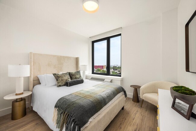 Photo - 285 Broadway Unidad 405 Rental