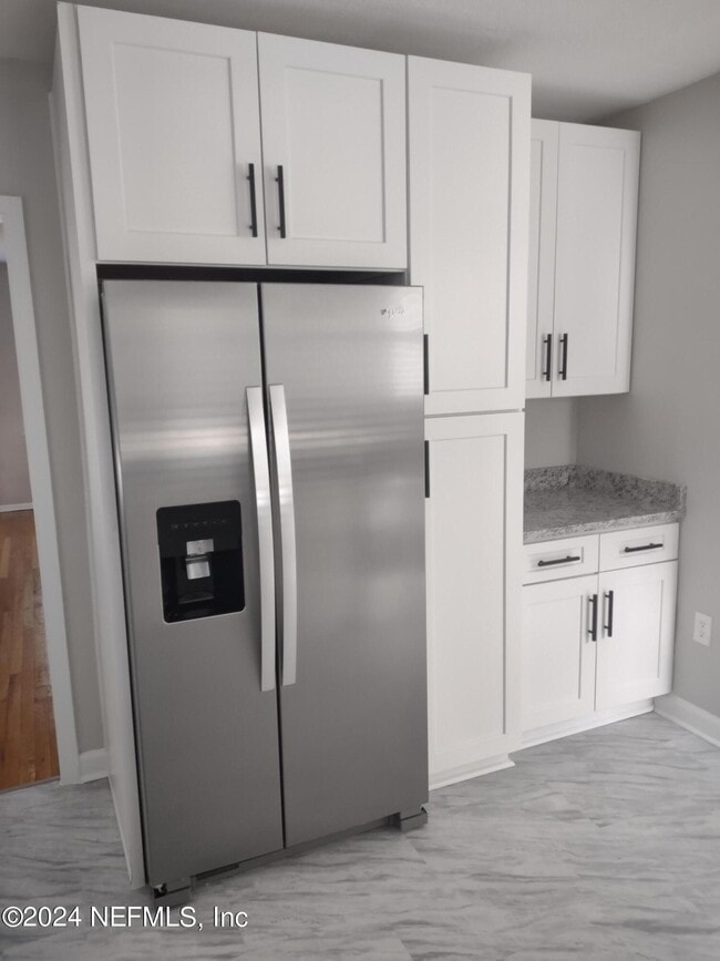 Photo - 1552 Naldo Ave