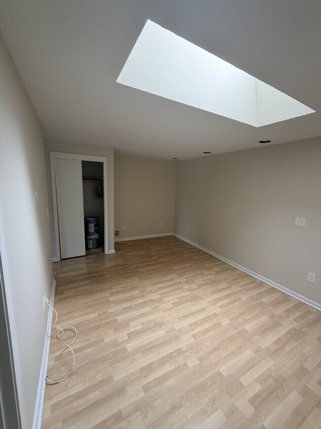 27 Hillbridge Cir